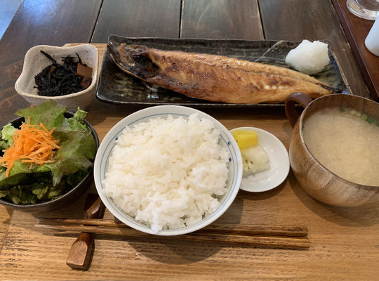 同じ食べ物でも食べる時間が違うだけで身体への影響が違う！？